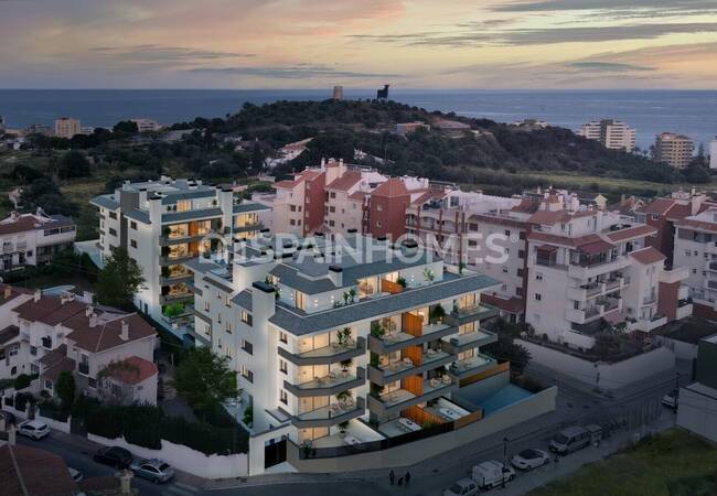 Málaga Fuengirola'da Havuzlu Sitede Daireler 12