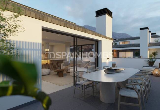 Málaga Fuengirola'da Havuzlu Sitede Daireler 6