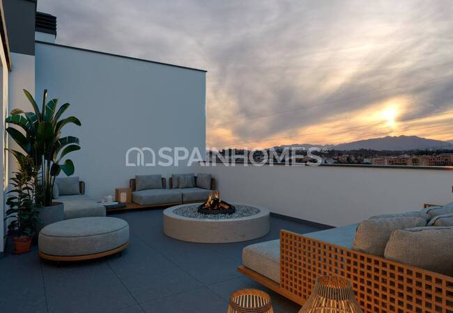 Málaga Fuengirola'da Havuzlu Sitede Daireler 4