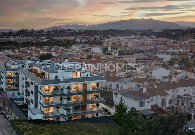 Flats in a Complex with Pool in Málaga Fuengirola 11