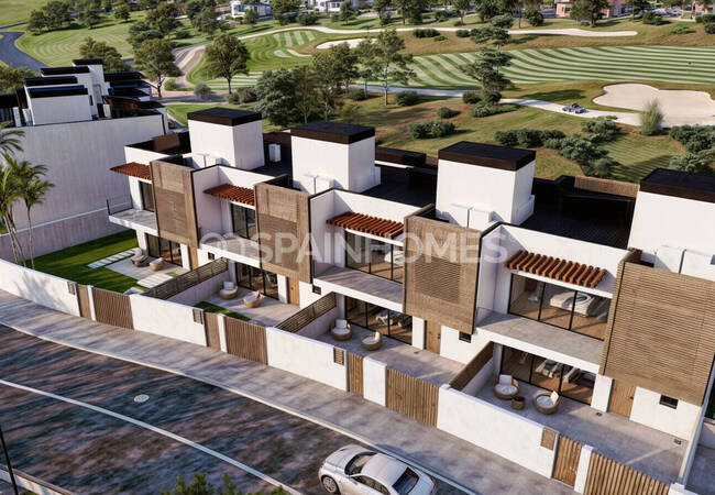 Energy-efficient Townhouses with Pools in a Complex in Estepona 1