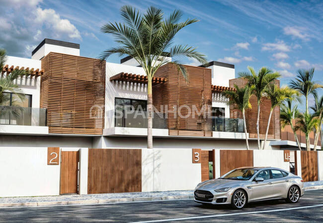 Energy-efficient Townhouses with Pools in a Complex in Estepona 10