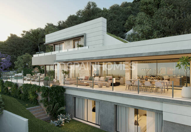 Detaches Sea-view Houses with Pools and Gardens in Málaga 6