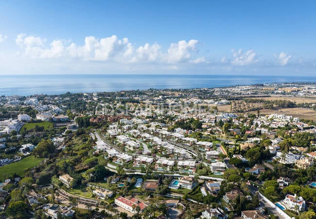 Detached Villas Near the Puerto Banus in Marbella Malaga 17