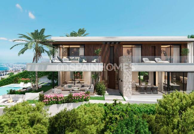 Sea-view Homes with Private Swimming Pools in Benalmadena Málaga 2