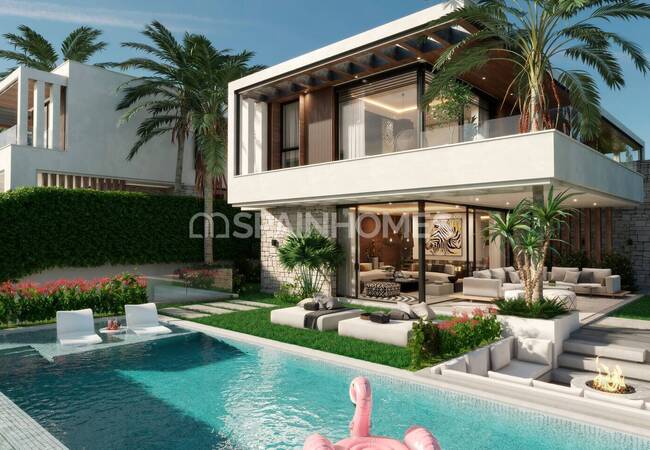 Sea-view Homes with Private Swimming Pools in Benalmadena Málaga 3