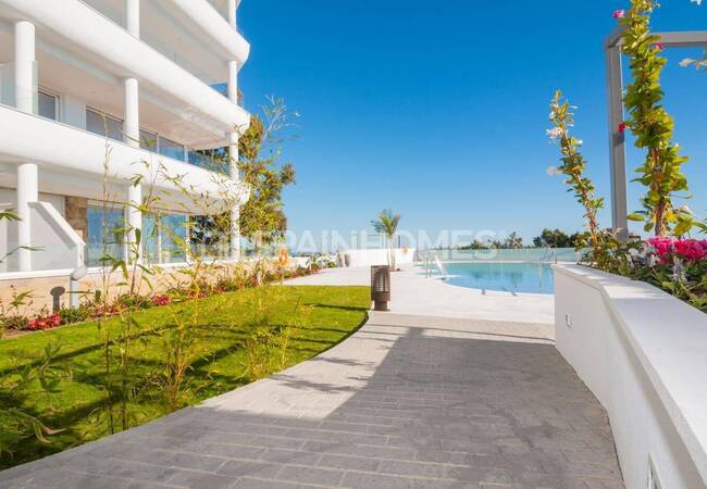 Stylish Penthouse in a Gated Complex in Fuengirola Malaga 4