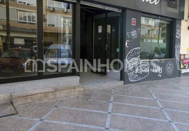 Restaurant In Zentraler Lage In Torremolinos, Malaga 2