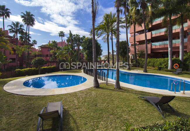 Beachside Key Ready Apartment in Málaga Estepona 4