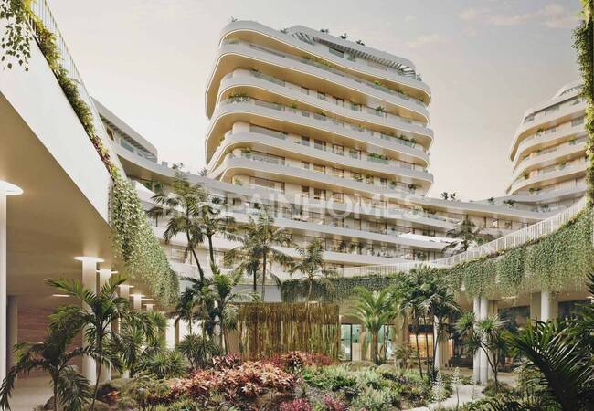 Beachfront Flats in a Complex with Rich Amenities in Malaga 5