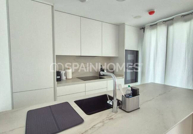 Spacious Flat with a 25 M² Terrace in Fuengirola 7