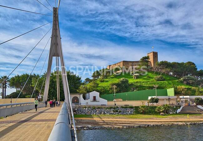 Spacious Flat with a 25 M² Terrace in Fuengirola 31