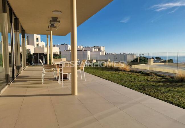 3 Bedroom Flat with Spacious Garden in Mijas Malaga 5