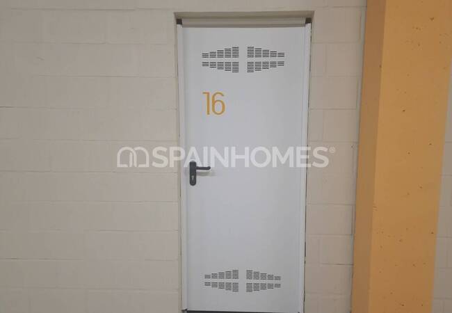 شقة من 3 غرف نوم مع حديقة واسعة في ميخاس ملقة 12