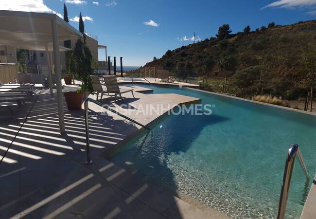 شقة من 3 غرف نوم مع حديقة واسعة في ميخاس ملقة 8