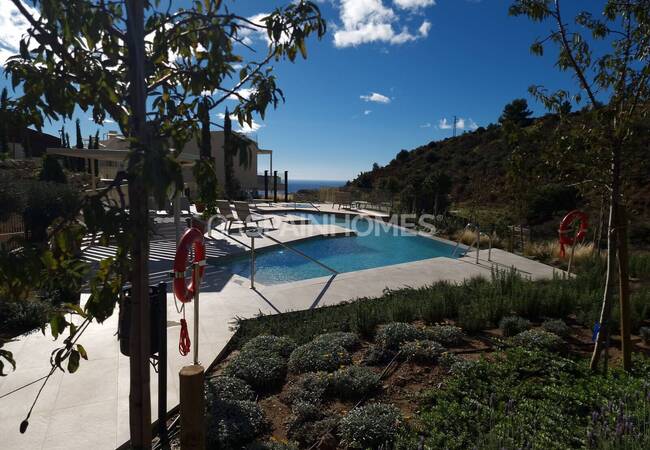 3 Bedroom Flat with Spacious Garden in Mijas Malaga 9