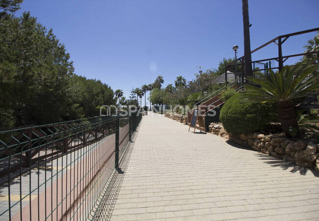 منزل مستقل حديث مكون من 6 غرف نوم مع جاكوزي في بينالمادينا 6