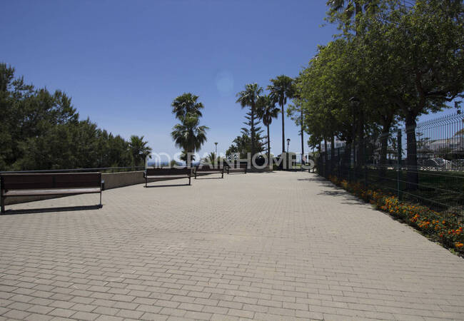 منزل مستقل حديث مكون من 6 غرف نوم مع جاكوزي في بينالمادينا 7