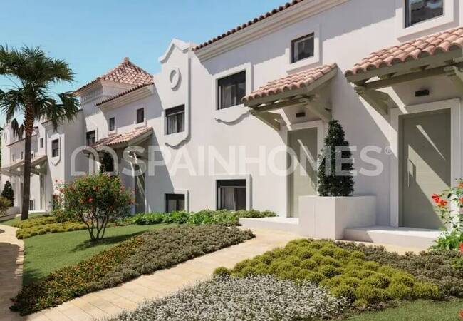 Stilvolle Stadthäuser Mit Privatpool Und Gärten In Estepona 2