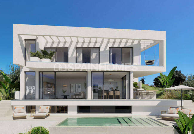 Houses with Sea Views and Outdoor Living in Estepona 5