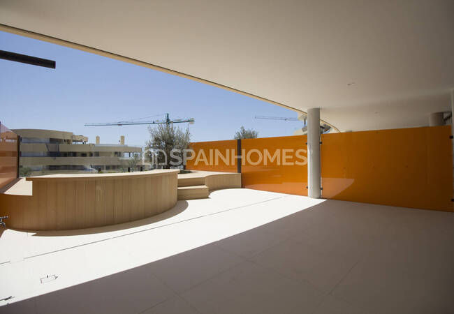Flat with Large Terrace and Modern Style in Fuengirola 2