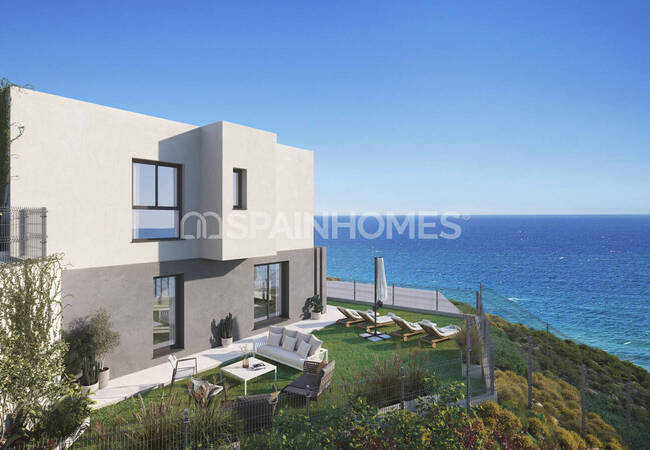 Casas De 3 Dormitorios Con Vistas Al Mar Y Jardín En Vélez-málaga 2