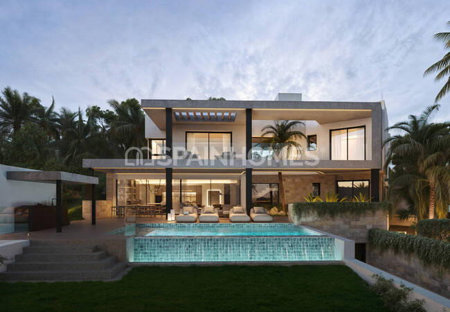 Bright Sea View Houses Near the Coast in Marbella 5