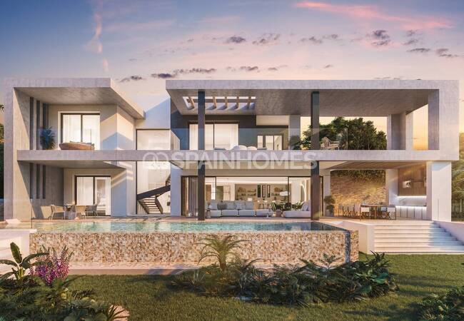 Casas Luminosas Con Vistas Al Mar Cerca De La Costa En Marbella 1