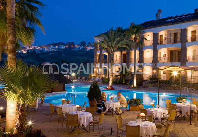 Maison Avec Espaces Extérieurs Et Piscine À Débordement À Mijas 4