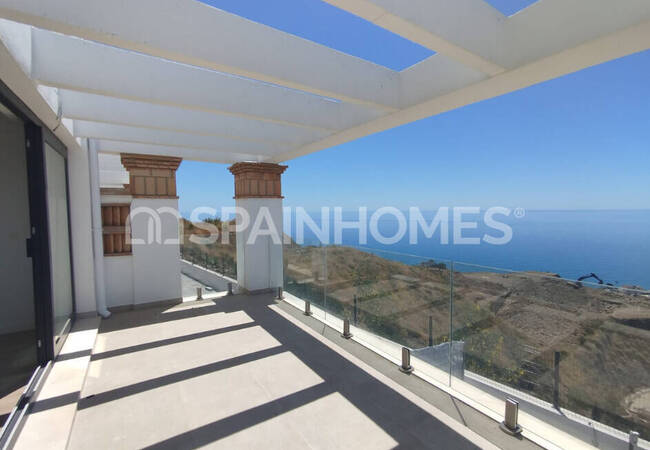 Radhus Med Havsutsikt Och Investeringspotential I Torrox Malaga 3