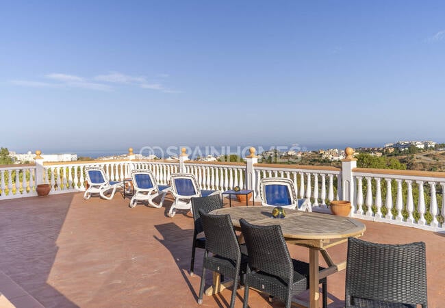 Montealto Benalmadena'da Havuzlu Şık Villa 4