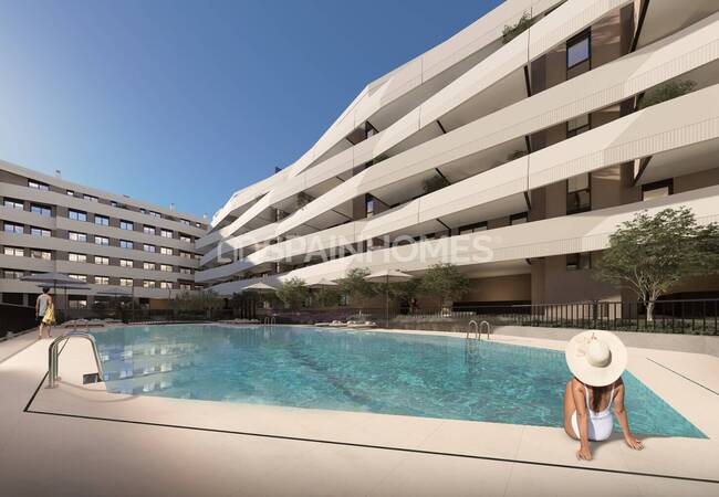 Elegant Apartments in a Complex with Pools in Malaga 2