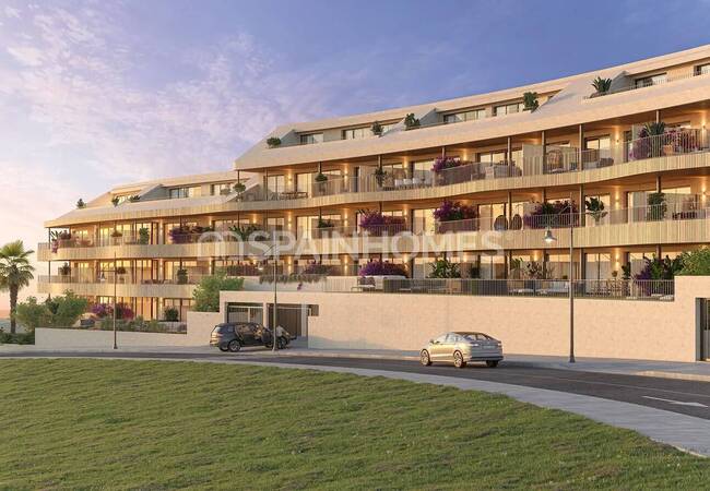 Fuengirola'da Modern Deniz Manzaralı Daireler 4