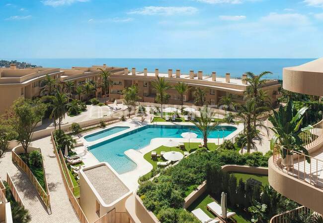 Fuengirola'da Modern Deniz Manzaralı Daireler 1