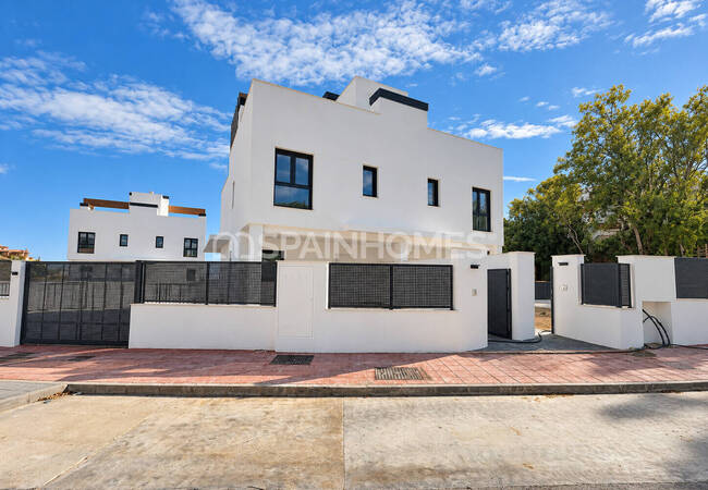 Torremuelle'de Deniz Manzaralı İkiz Villalar 12
