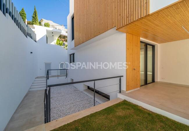 Villa De 5 Dormitorios Con Piscina Y Jacuzzi En Benalmádena 12
