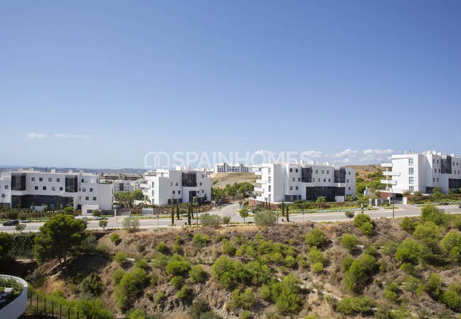 Havsutsiktslägenheter I Ett Komplex I Fuengirola 2