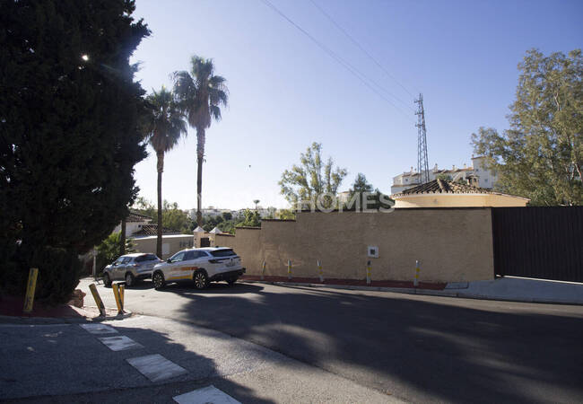 Casa Independiente Con Piscina Y Jardín En Benalmádena 3