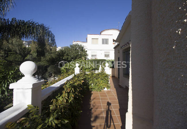 Casa Independiente Con Piscina Y Jardín En Benalmádena 6