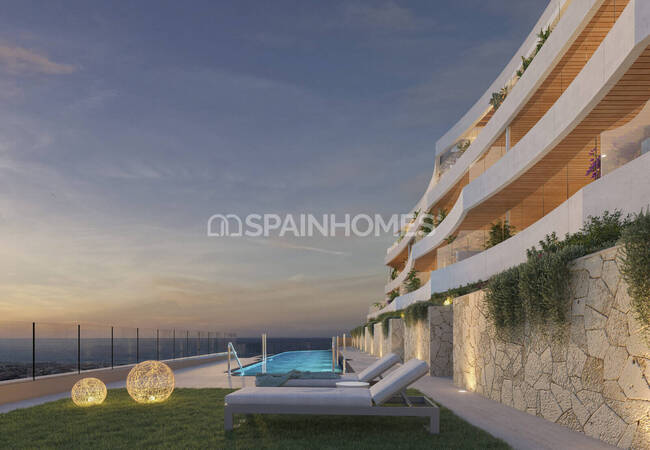 2 and 3-bedroom Flats in a Complex with Pool in Málaga 8