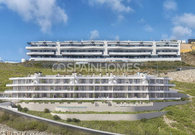 2 and 3-bedroom Flats in a Complex with Pool in Málaga 2