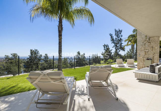 Villa Con Vistas Al Mar En Venta Con Piscina En Benahavís 9