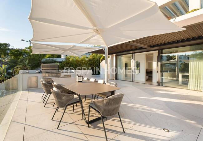 Villa De 5 Dormitorios Cerca Del Puerto Deportivo En Benahavís 13