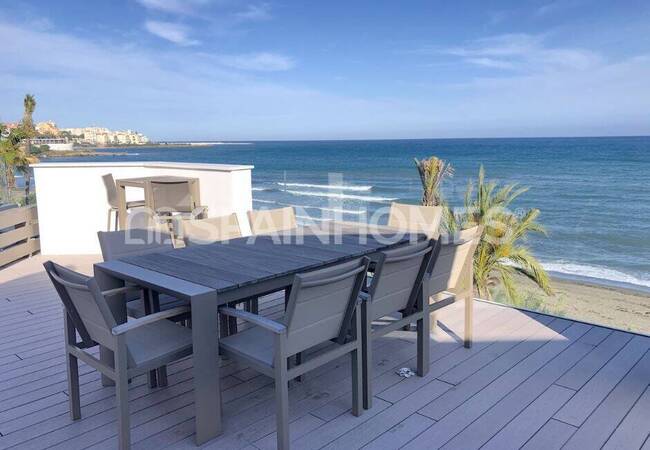 Casa Adosada Frente Al Mar Con Las Mejores Comodidades En Estepona 3