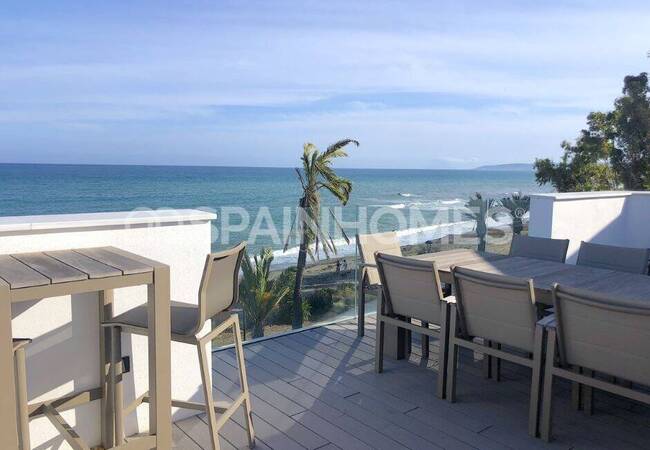 Casa Adosada Frente Al Mar Con Las Mejores Comodidades En Estepona 1