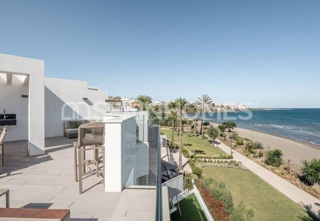 Casa Adosada Frente Al Mar Con Las Mejores Comodidades En Estepona 2