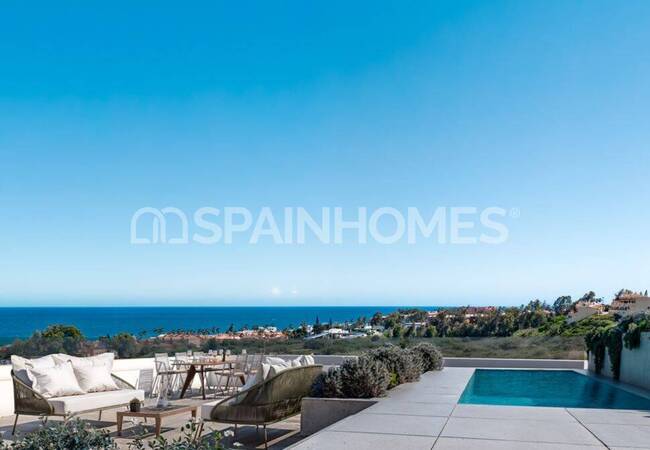 Stunning Sea View Apartments with Rich Amenities in Manilva 3