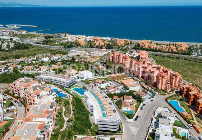 Stunning Sea View Apartments with Rich Amenities in Manilva 4
