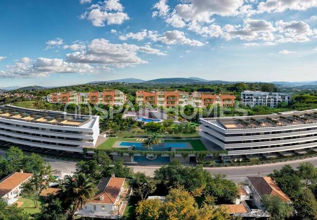 Stunning Sea View Apartments with Rich Amenities in Manilva 9