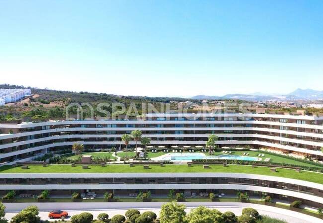 Sea View Apartments with Shared Pool and Gym in Manilva 3